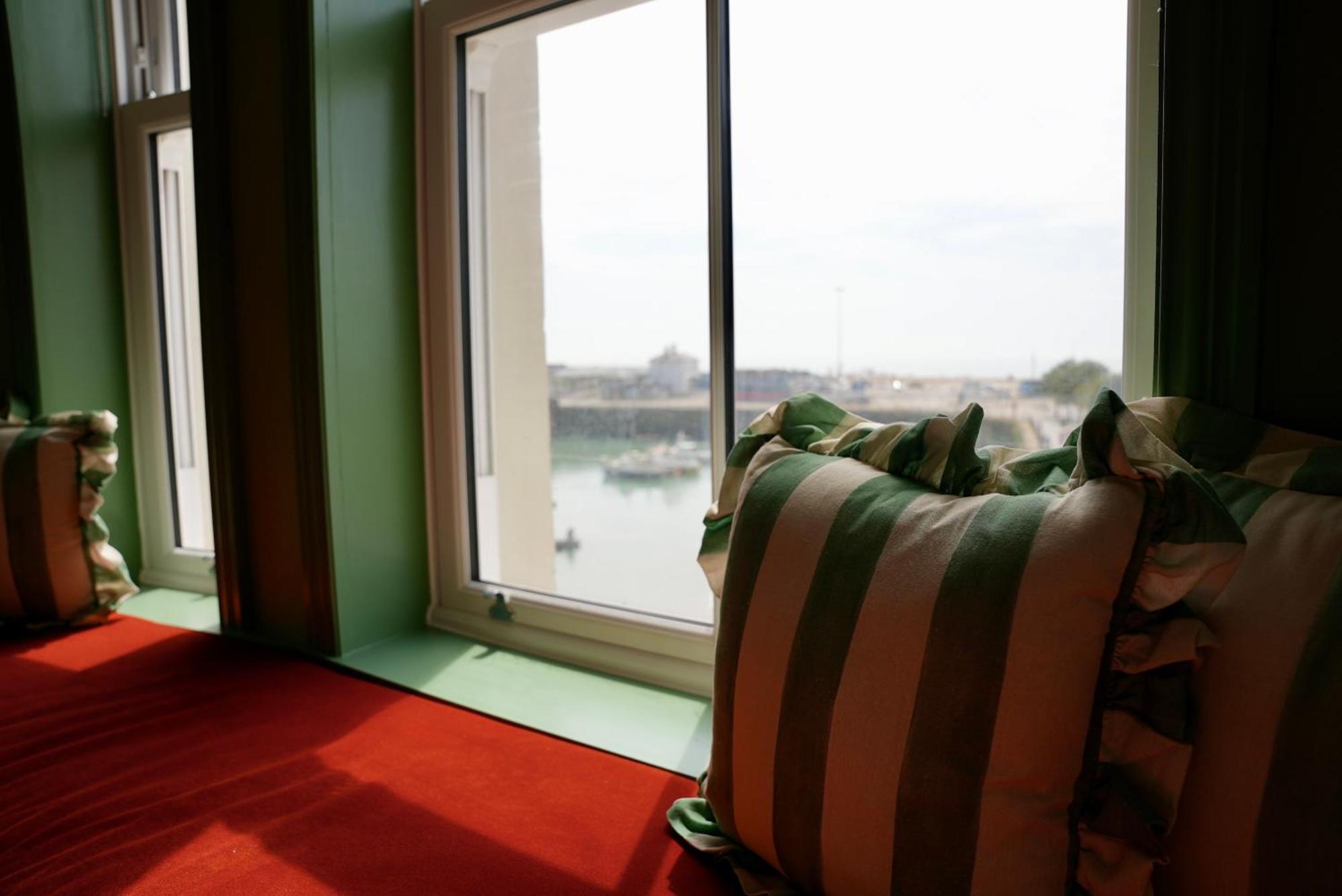 The London & Paris Hotel فولكستون المظهر الخارجي الصورة