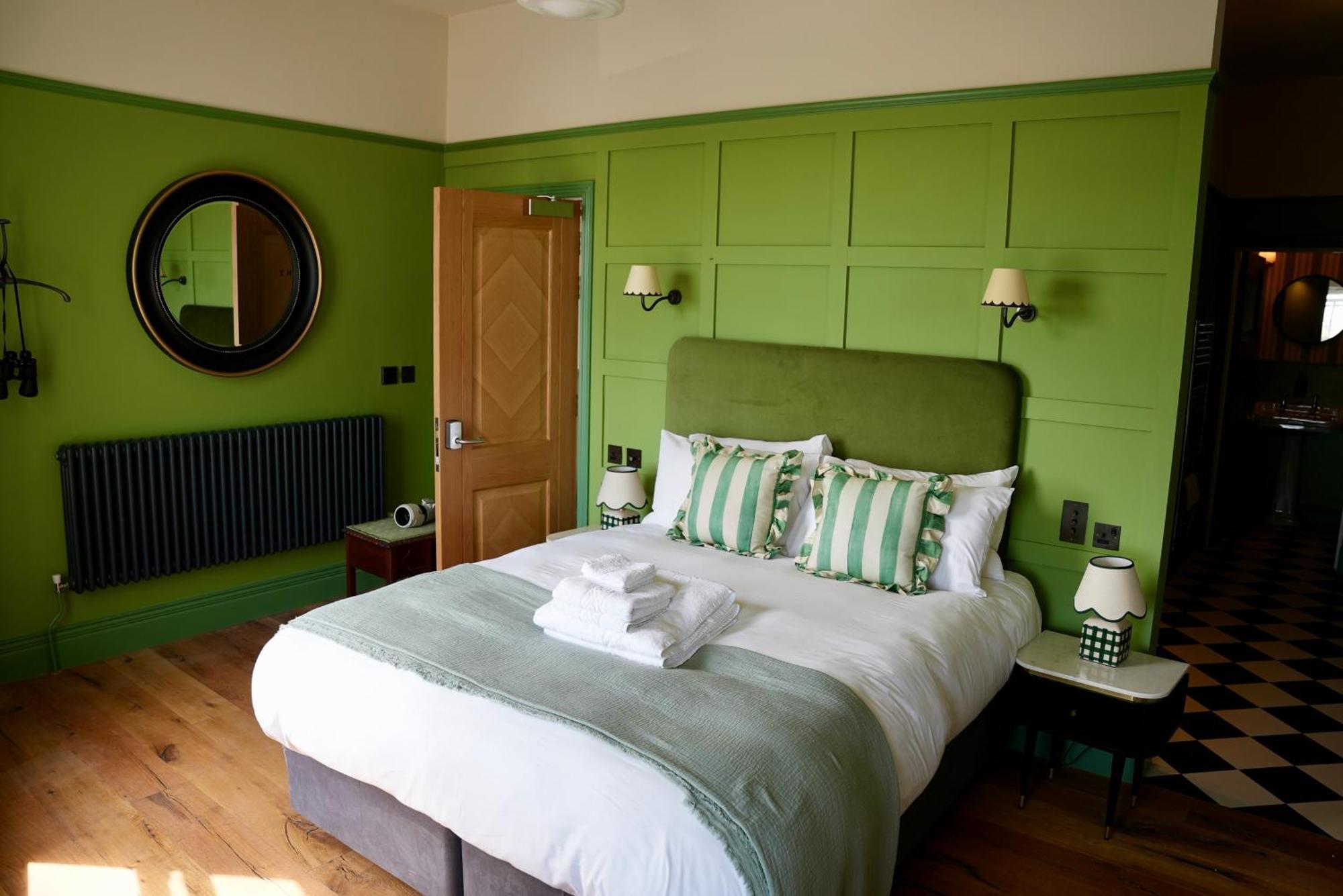 The London & Paris Hotel فولكستون المظهر الخارجي الصورة