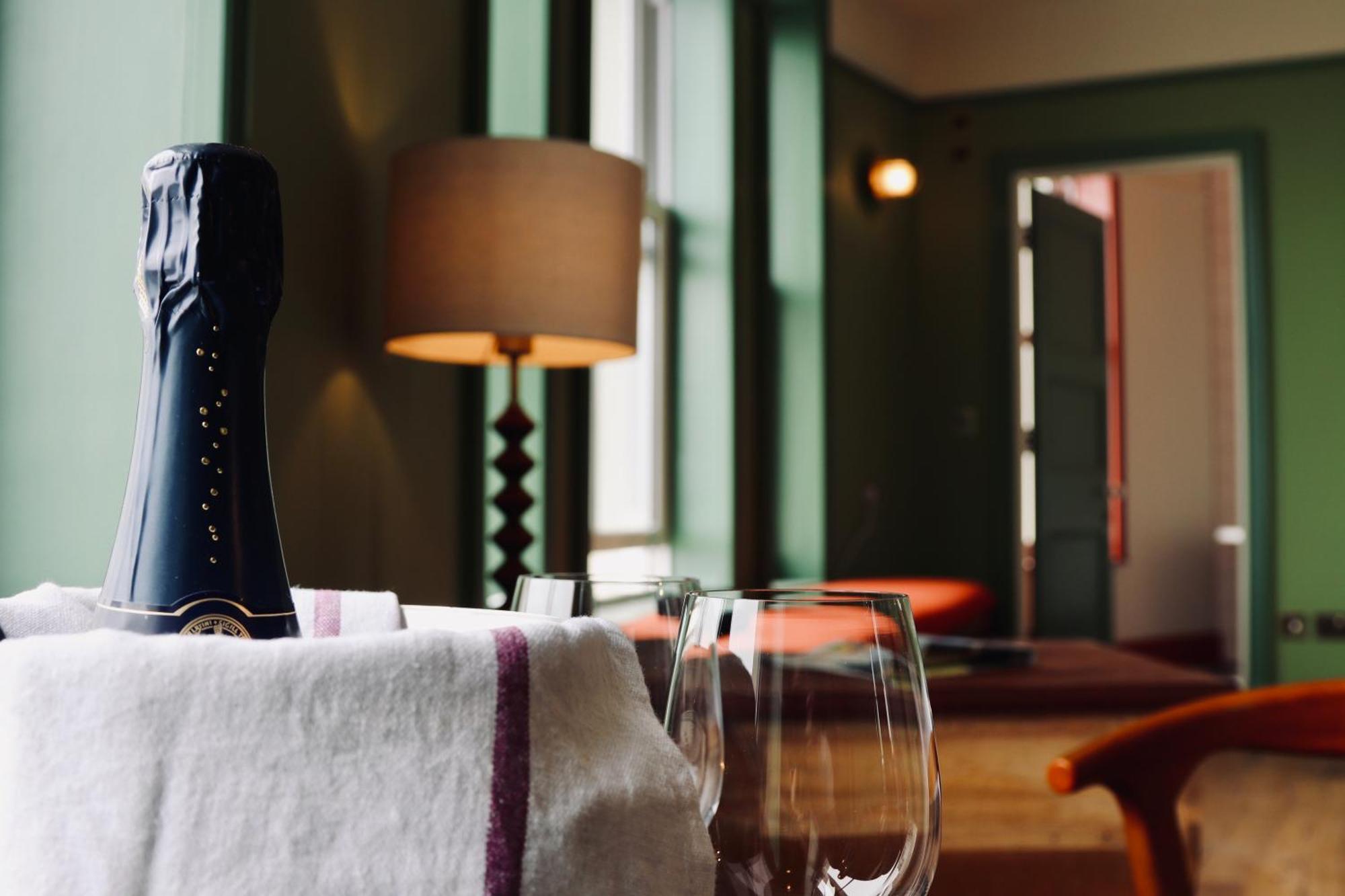 The London & Paris Hotel فولكستون المظهر الخارجي الصورة